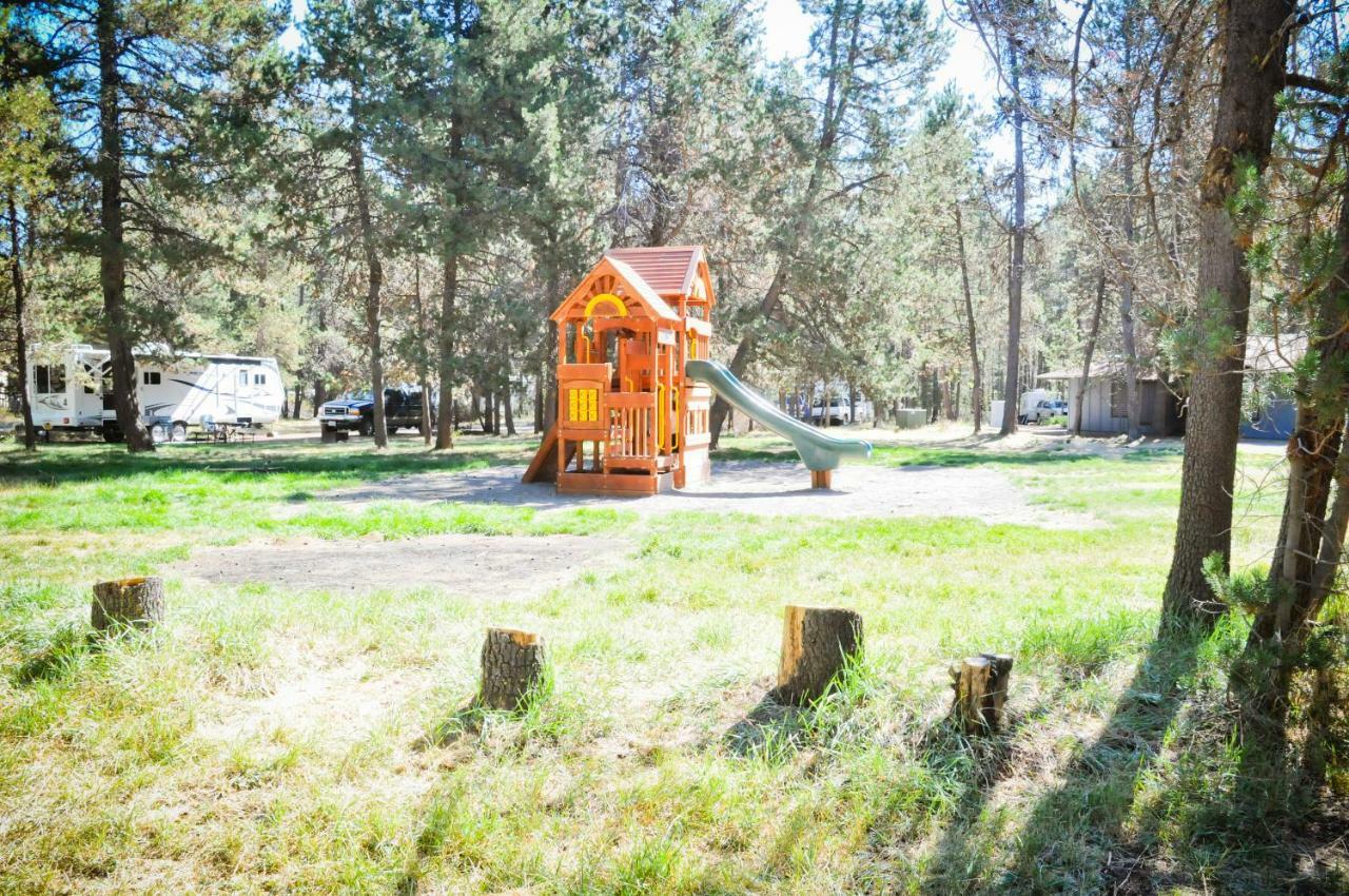 Bend-Sunriver Camping Resort 24 Ft. Yurt 12 Exterior photo