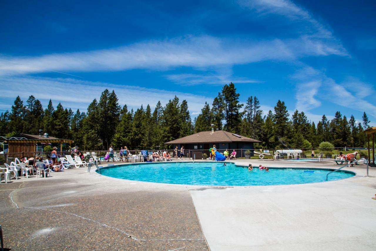 Bend-Sunriver Camping Resort 24 Ft. Yurt 12 Exterior photo